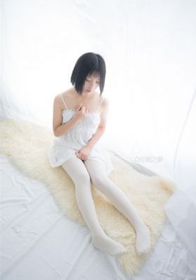 行长将她双腿分得更开视频_HD免费播放