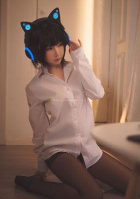 没有穿内裤的女教师在线观看_1080日本电影免费